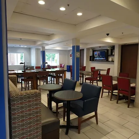 Holiday Inn Express Hotel & Suites Seattle North - Lynnwood By Ihg-3