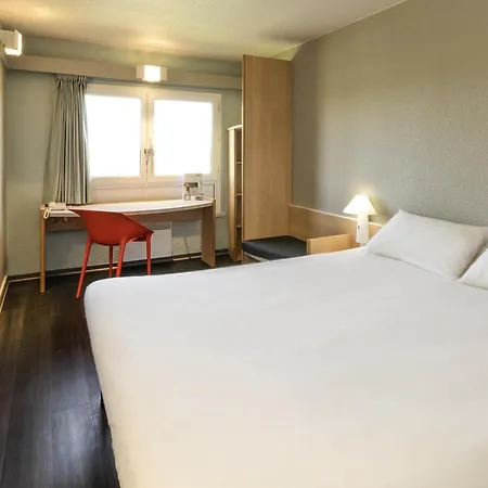 Ibis Saint Dizier-3