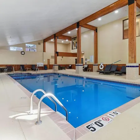 Wyndham Garden Madison Fitchburg-2