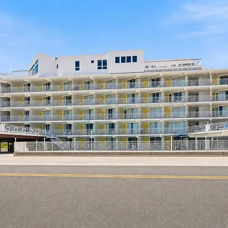 Nassau Inn Beachfront-3