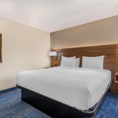 Best Western Plus Portland Airport Hotel & Suites-3