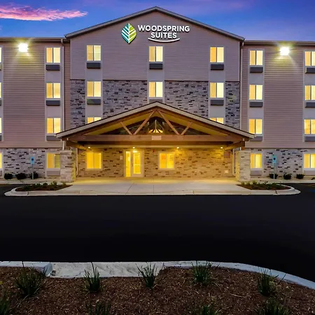 Woodspring Suites Chicago Addison-2