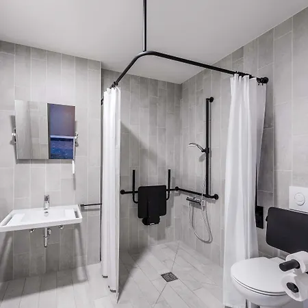 B&B Hotel Freiburg-Süd-3