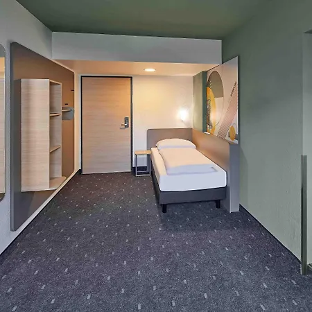 ibis budget Köln Marsdorf-3