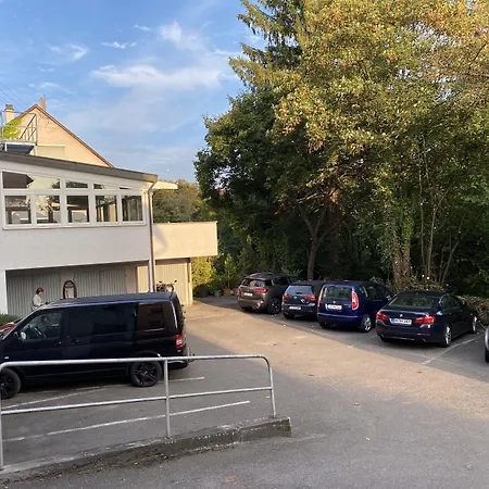 Hotel Bitzer Backnang Zentrum 24h Check In Frühstück zubuchbar gratis Parkplätze-3