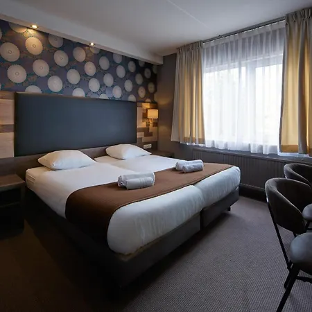 Hotel Zwanenburg Amsterdam Airport-3