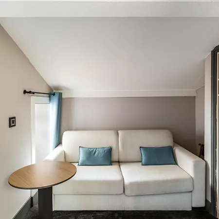 Hotel Molière-2