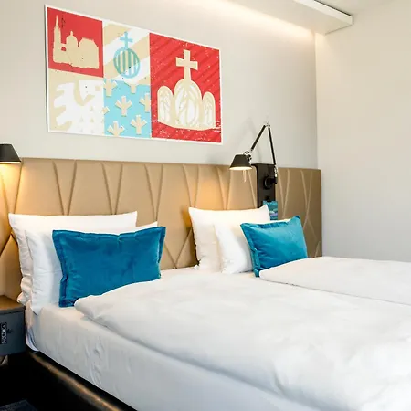 Motel One Aachen-3