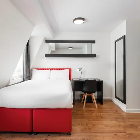 Tune Hotel Liverpool-2