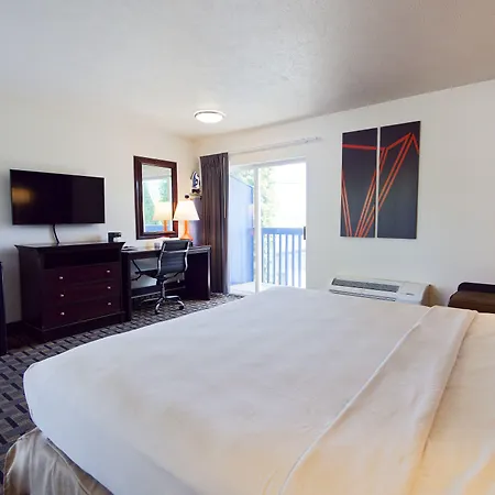 Silverstone Inn North Spokane-2