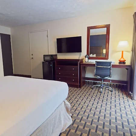 Silverstone Inn North Spokane-3