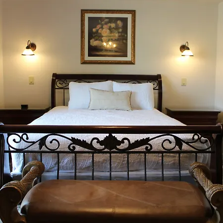 Silverton Inn & Suites-2