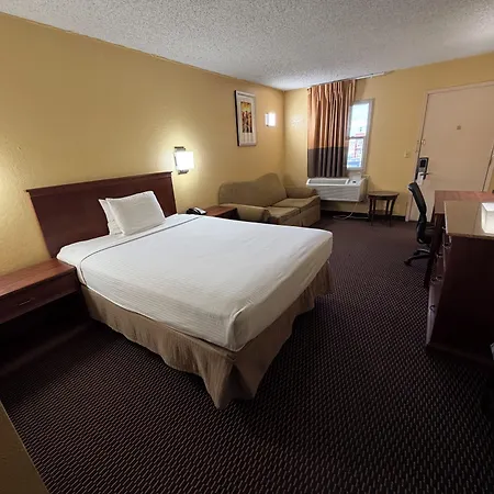 Nendels Inn & Suites Dodge City Airport-3