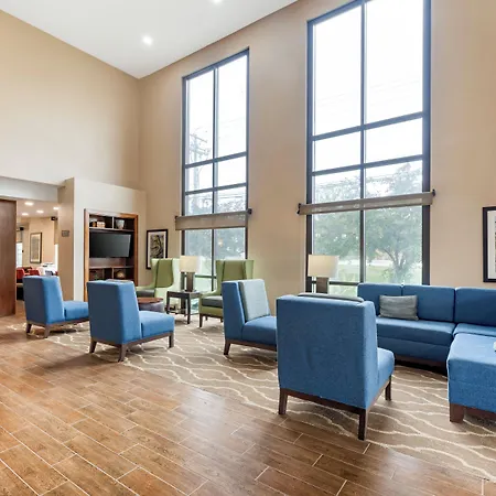 Comfort Suites East Lincoln - Mall Area-3