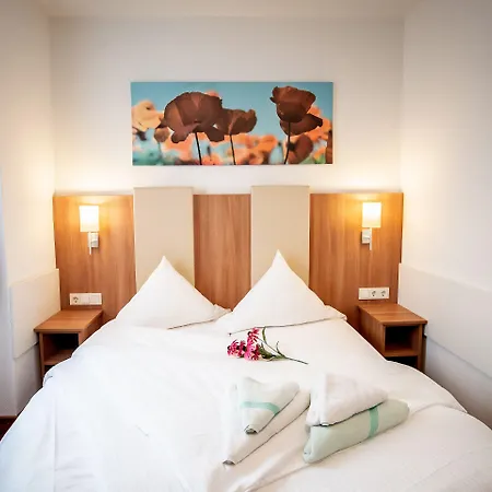 Hotel Domblick Garni-3