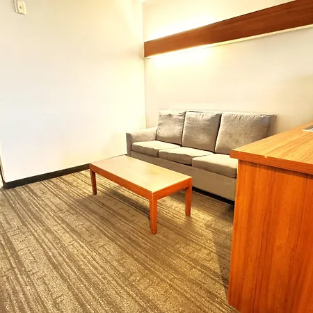 Baymont By Wyndham Las Vegas South Strip-3