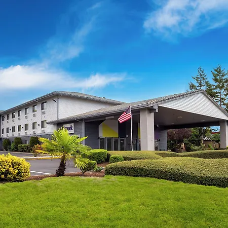 Spark By Hilton Kent Seattle-2