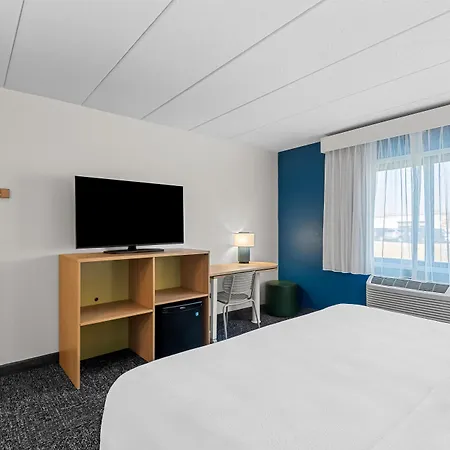 Spark By Hilton Cedar Falls-2