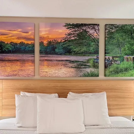Days Inn By Wyndham Torrington-2