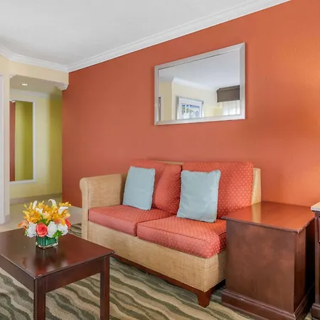 Best Western Plus Palm Beach Gardens-3