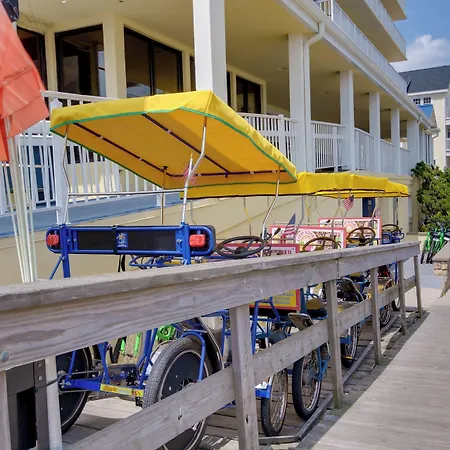 Howard Johnson Plaza By Wyndham Ocean City Oceanfront-3