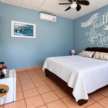 Hotel Perico Azul & Surf Camp-2