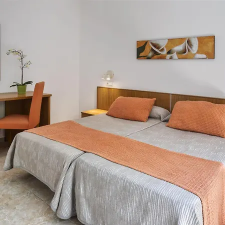 Hostal Los Pinos-2