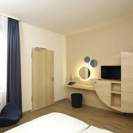 Leonardo Smart Hotel Berlin Alexanderplatz-2
