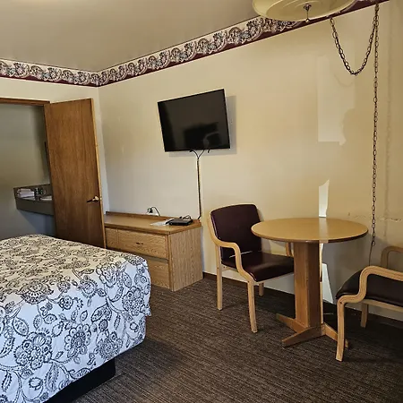 Cle Elum Travelers Inn-2