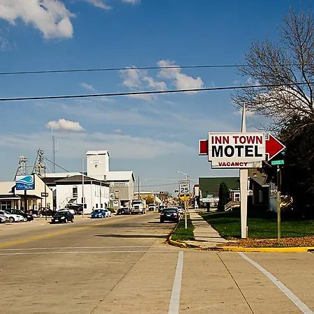 Inn Town Motel-2