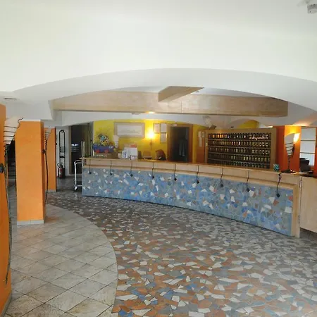 Grand Hotel Azzurra Club-3