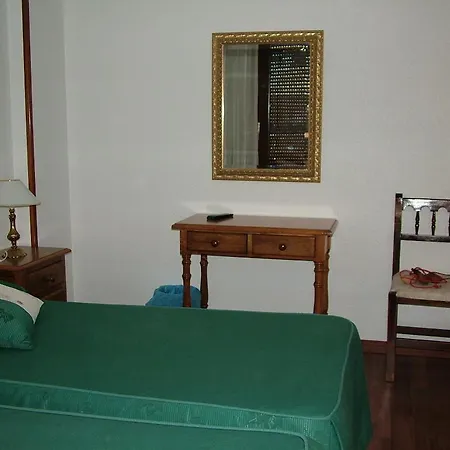 Hostal El Botero-3