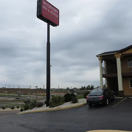 Economy Inn & Suites Joplin-3