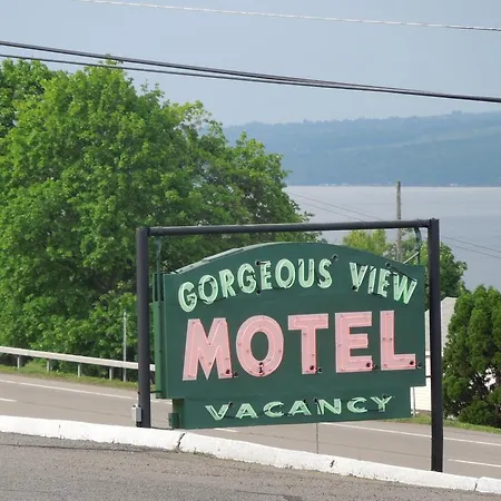 Gorgeous View Motel-2