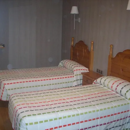 Hotel Corona de Castilla-3