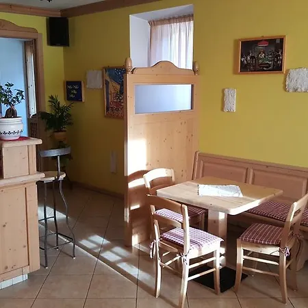 Hotel Romanda-2