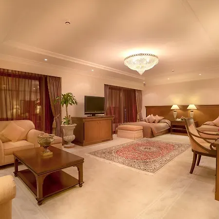 Corniche Hotel Abu Dhabi-3