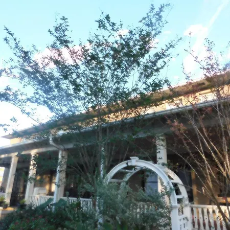 Cassadaga Hotel And Spiritual Center-2