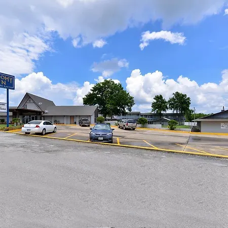 Economy Inn Ardmore-2