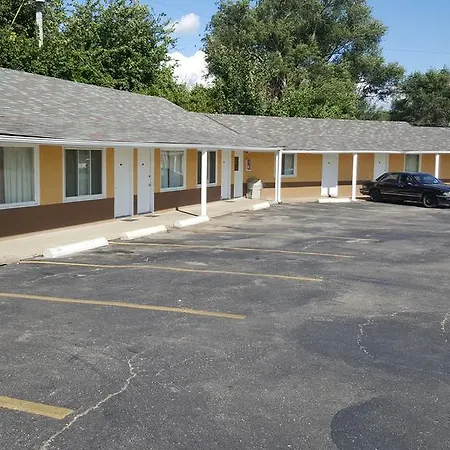 Chief Motel-2
