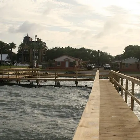 Bayfront Cottages-3