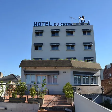 Le Cheval Noir Hôtel Paris Pantin-3