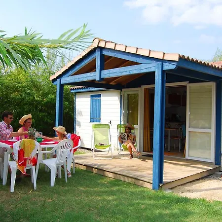 Lagrange Grand Bleu Vacances – Résidence Port Lalande-3