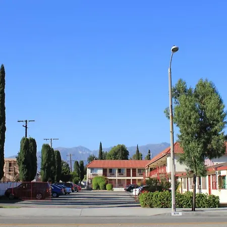 Valley Hotel-2