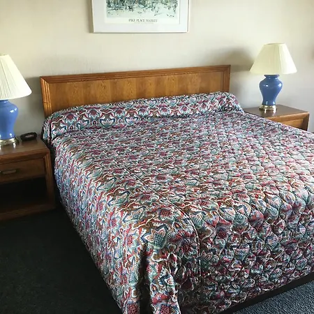 Flagship Inn-2
