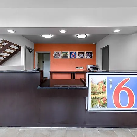 Motel 6-Warminster, Pa-2