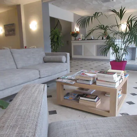 Hotel Sables D'or-2