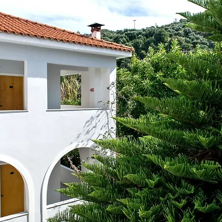 Paradise Beach Hotel-2