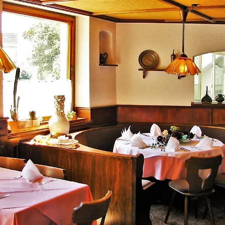 Hotel Gasthof Kreuz-3