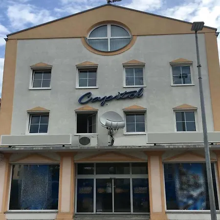 Hotel Capitol Zentrum - 24h --3